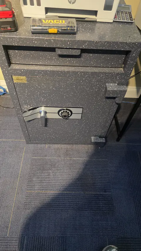 Business depository drop safe with a dial combination lock