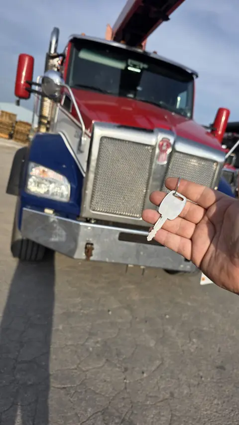 Replacement key cut for a heavy-duty semi truck